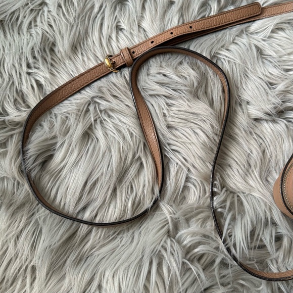 GUCCI Pebbled Calfskin Small Soho Disco Bag - Picture 14 of 16